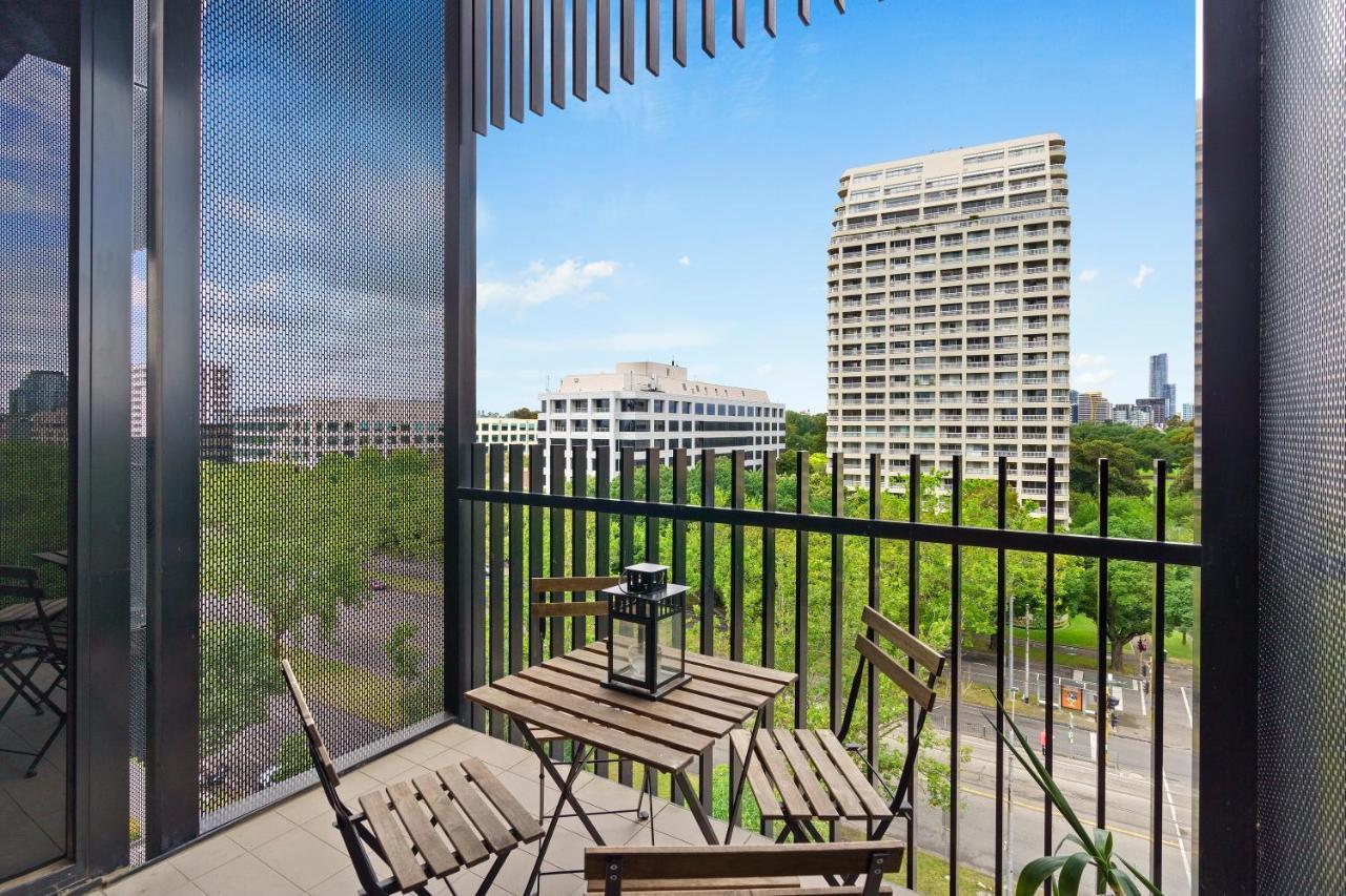Complete Host Leopold Apartments Melbourne Exterior photo