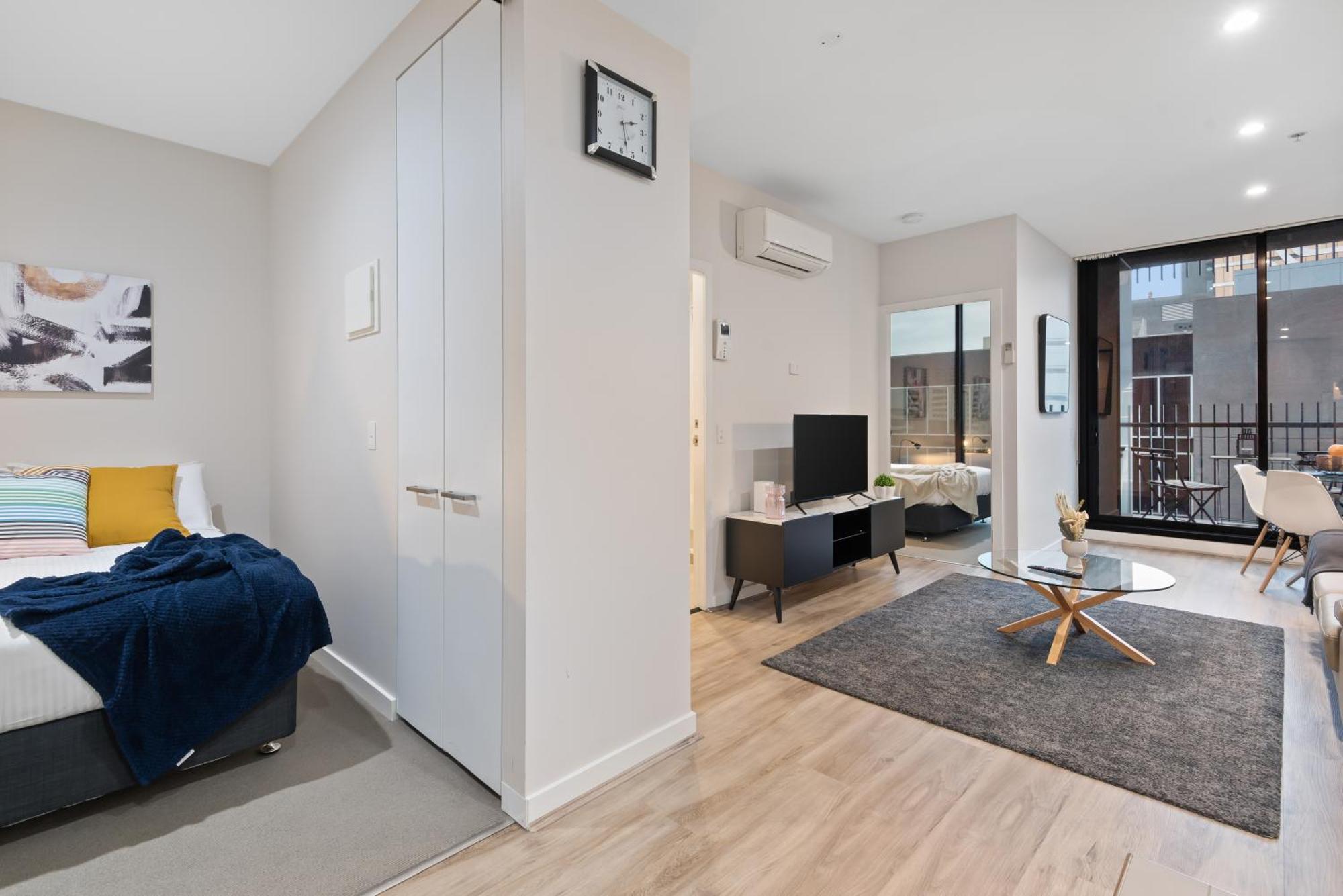 Complete Host Leopold Apartments Melbourne Room photo