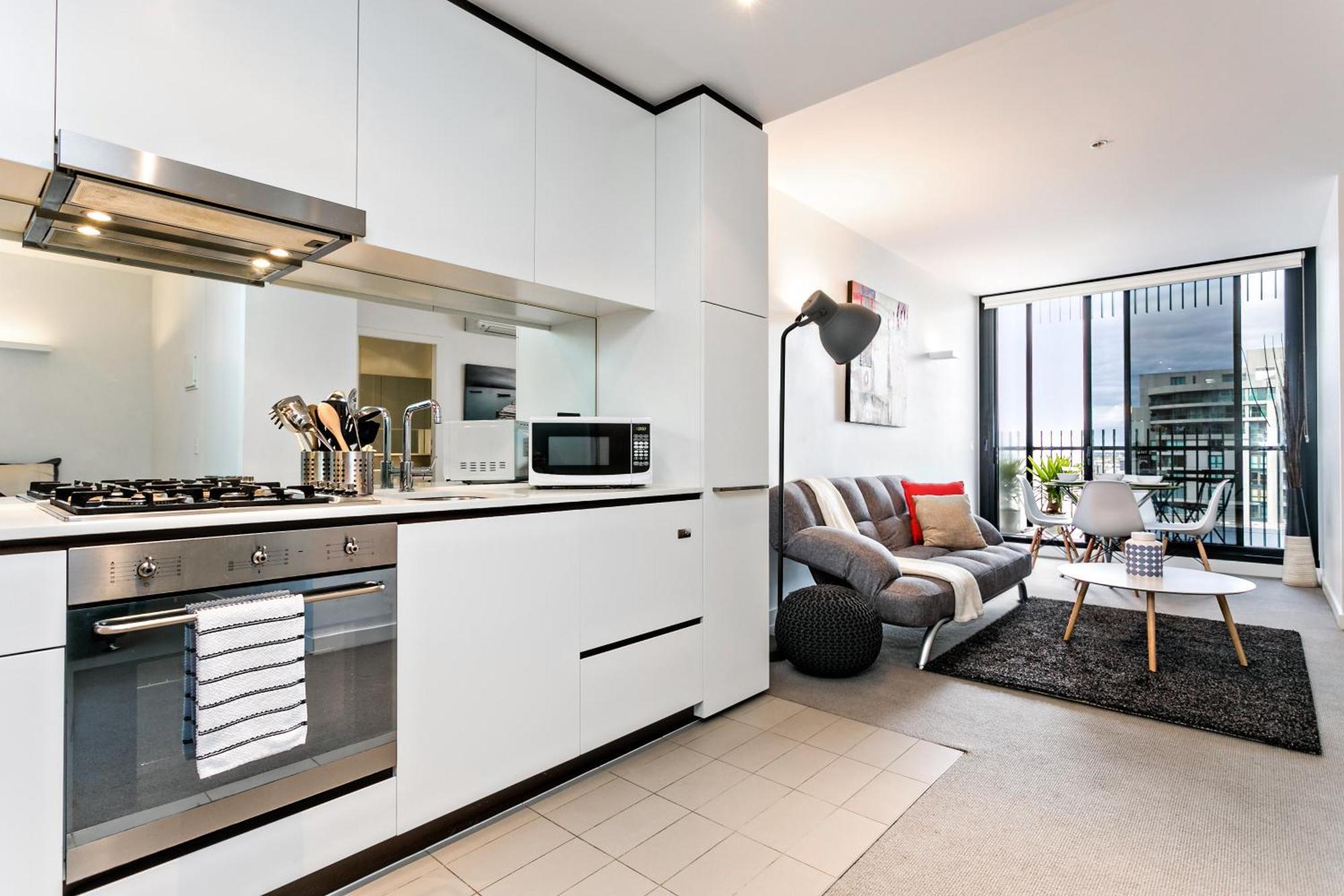 Complete Host Leopold Apartments Melbourne Room photo