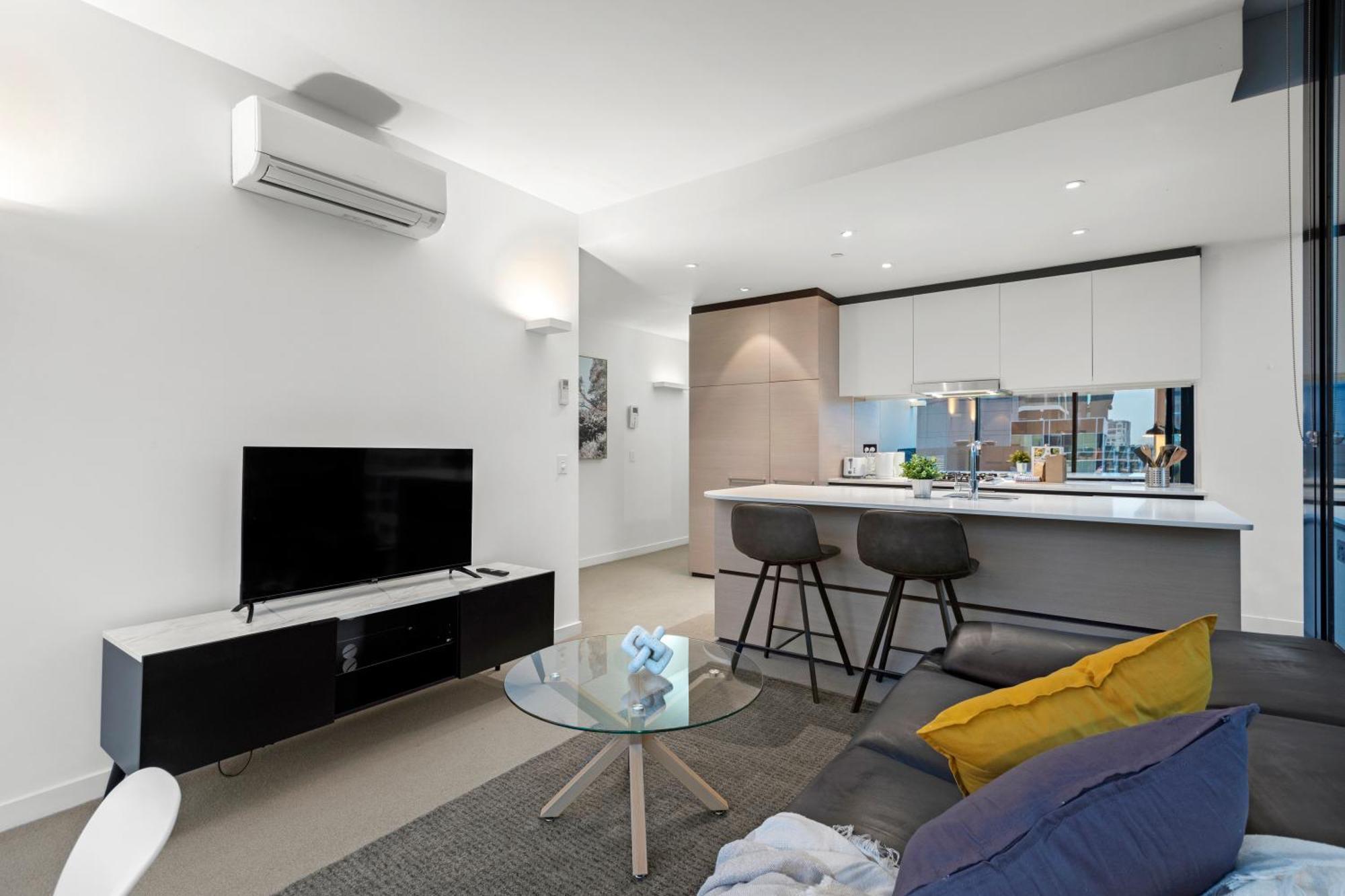 Complete Host Leopold Apartments Melbourne Room photo
