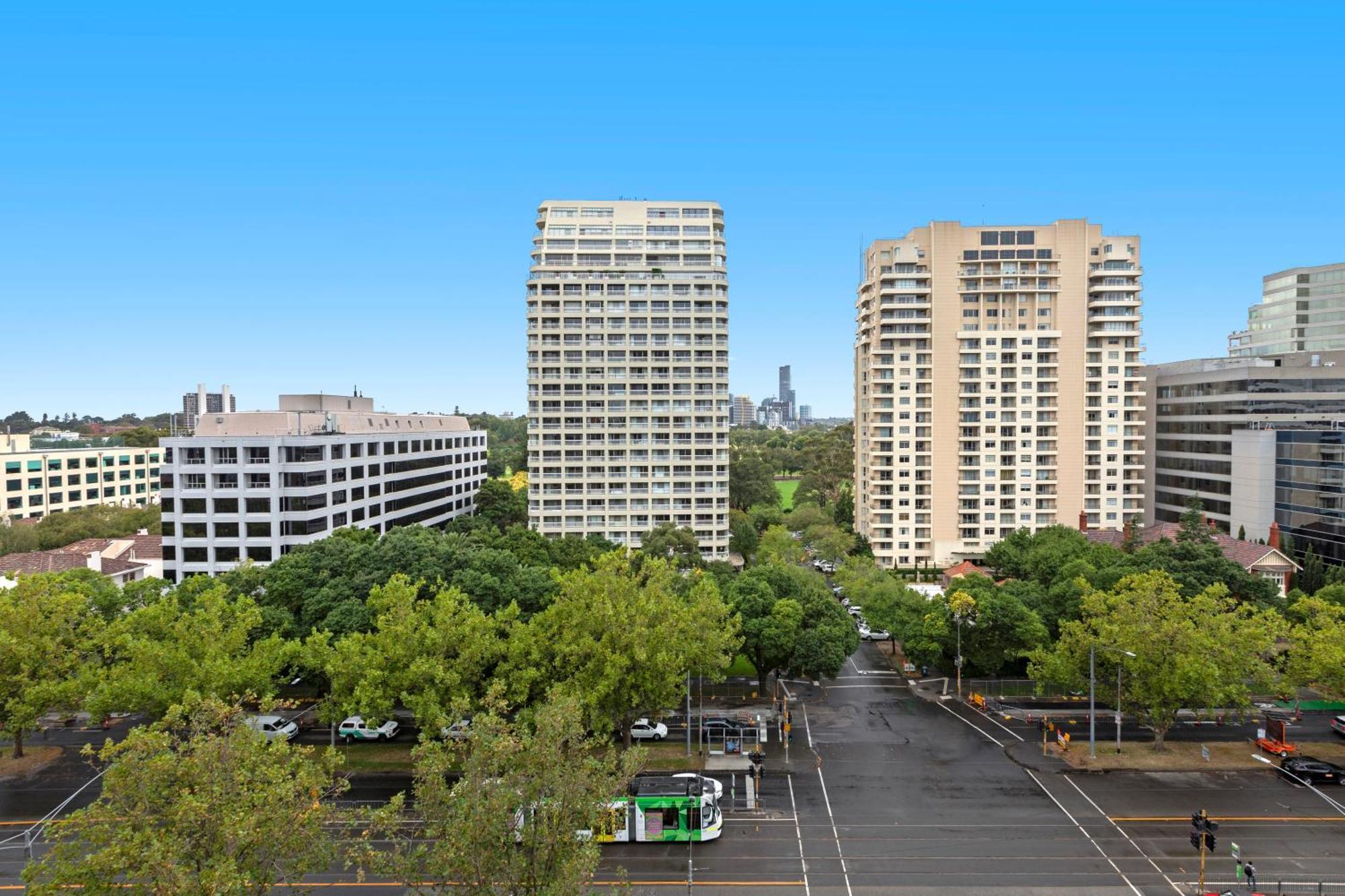 Complete Host Leopold Apartments Melbourne Room photo