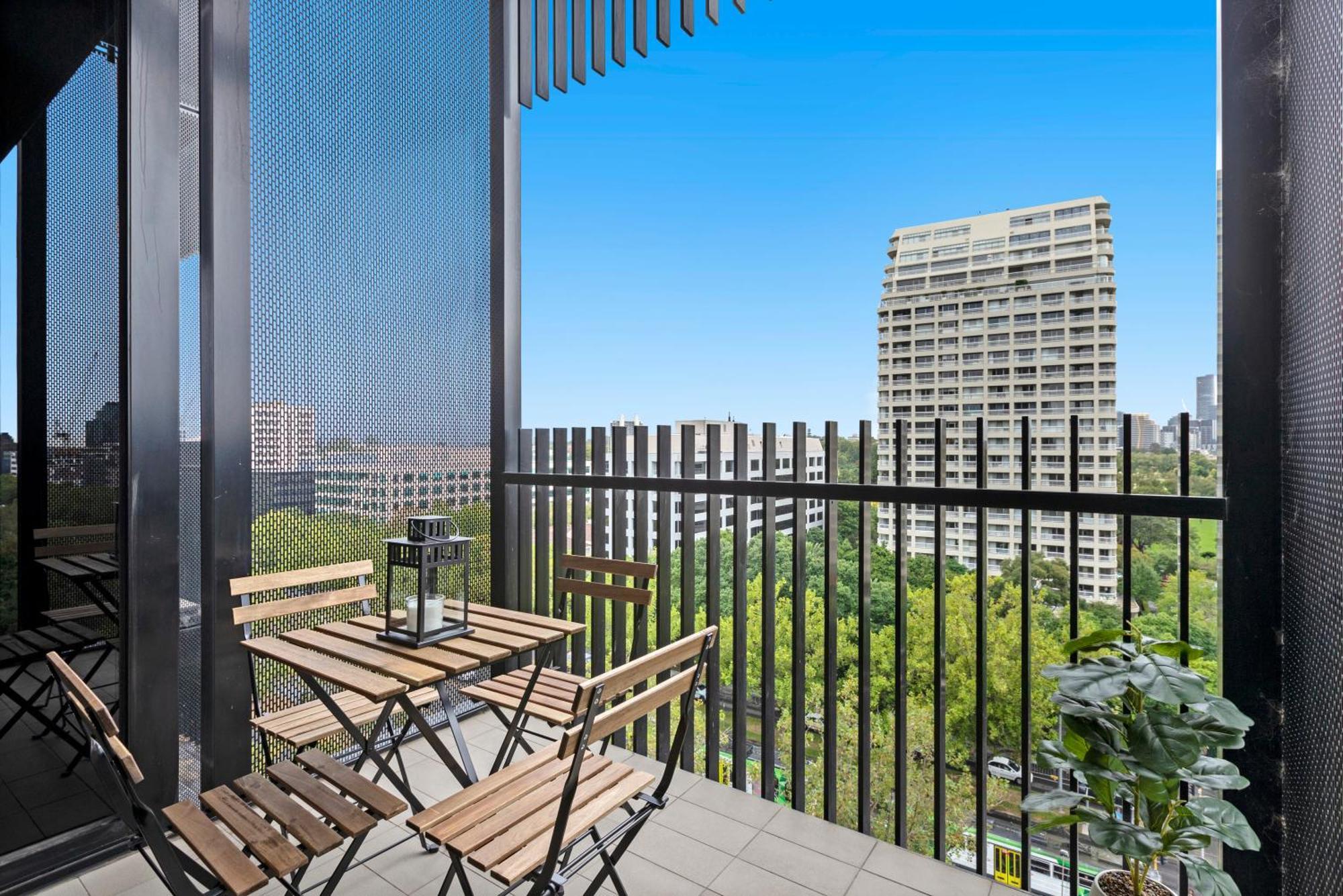 Complete Host Leopold Apartments Melbourne Room photo