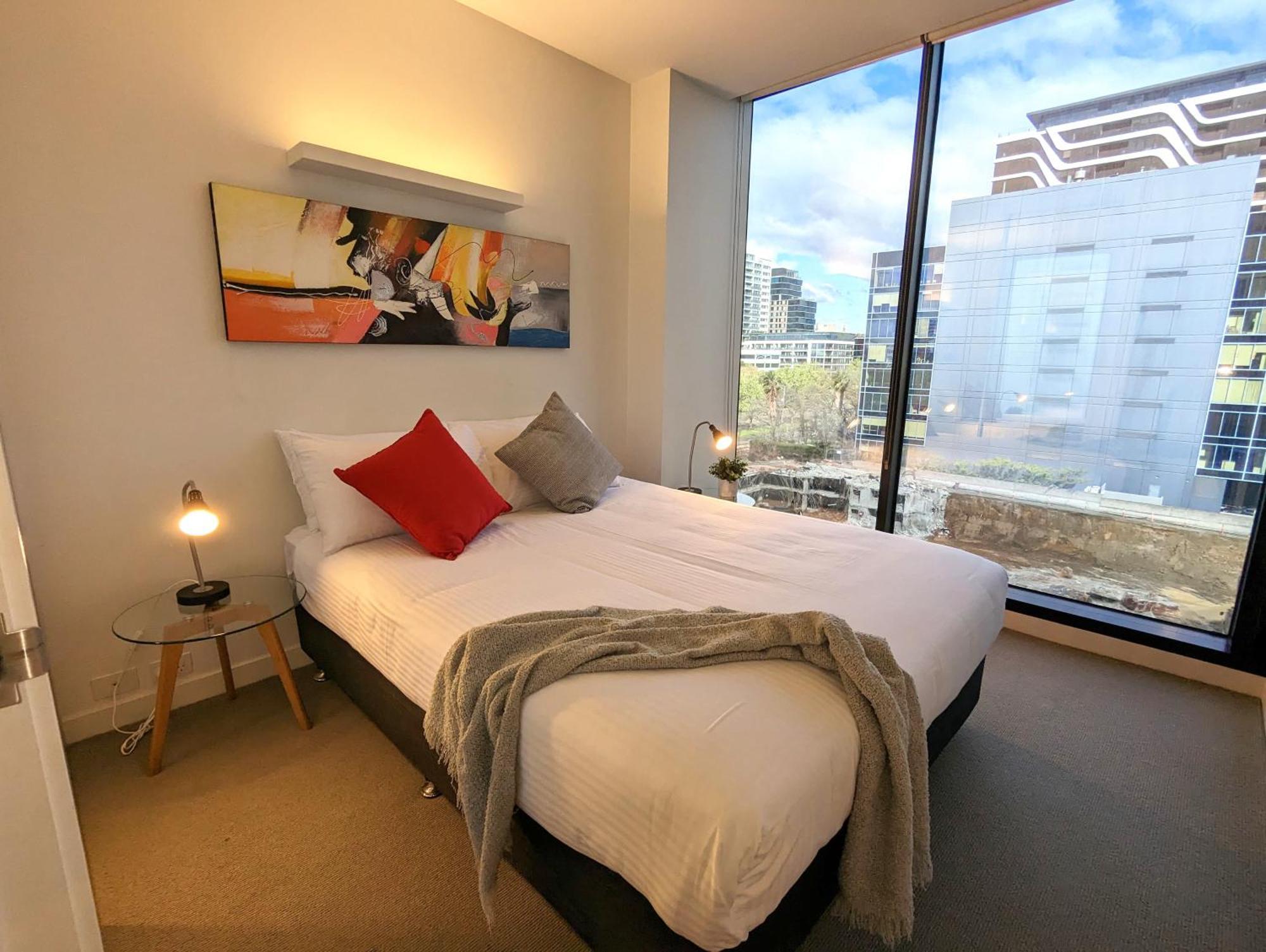Complete Host Leopold Apartments Melbourne Room photo